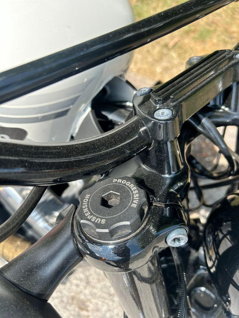 HARLEY-DAVIDSON Sportster