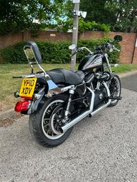 HARLEY-DAVIDSON Sportster