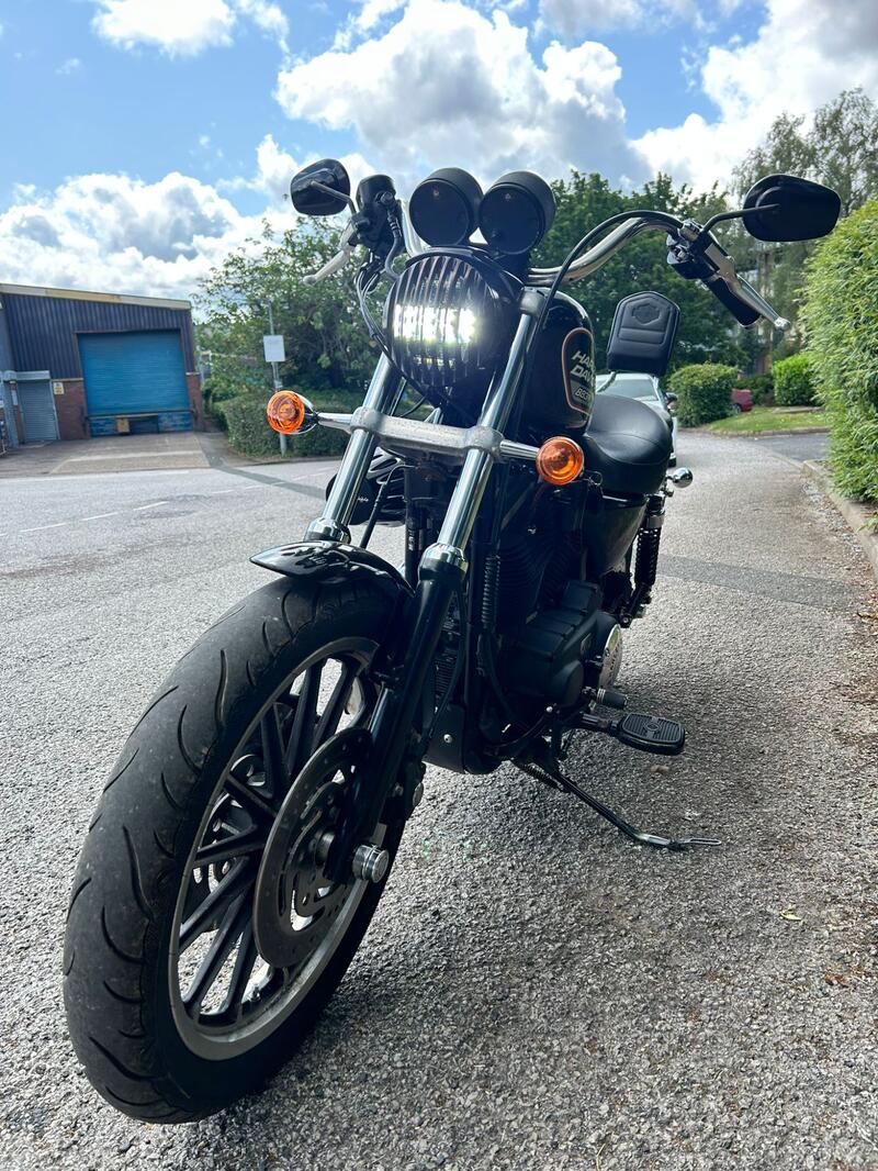 HARLEY-DAVIDSON Sportster