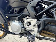 VOGE 900DSX