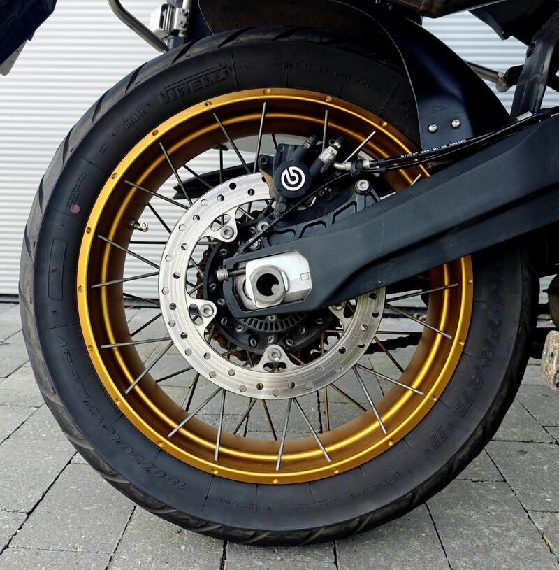 VOGE 900DSX