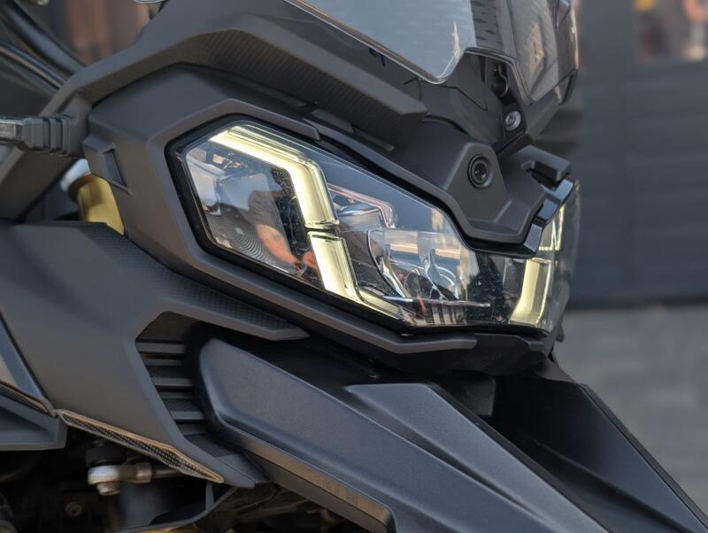 VOGE 900DSX