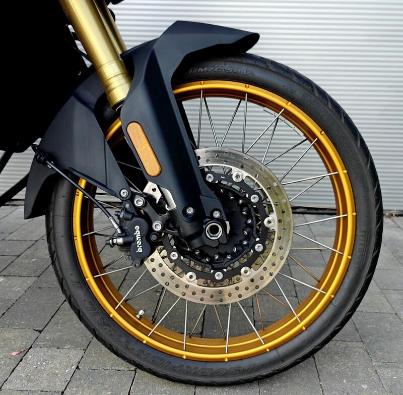 VOGE 900DSX