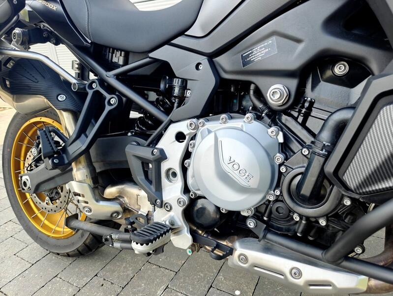 VOGE 900DSX