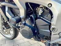 YAMAHA FZ6 Fazer