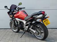 YAMAHA FZ6 Fazer