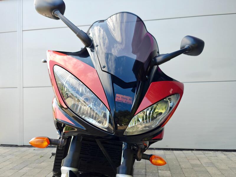 YAMAHA FZ6 Fazer