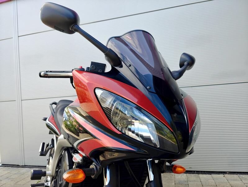 YAMAHA FZ6 Fazer