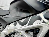 APRILIA Tuono 1100 V4
