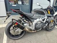 APRILIA Tuono 1100 V4