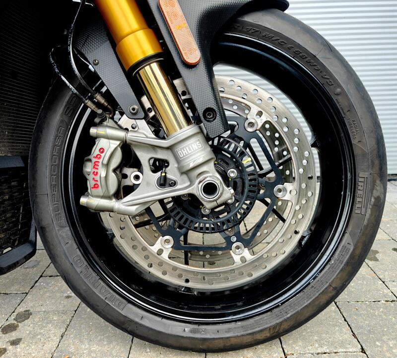 APRILIA Tuono 1100 V4