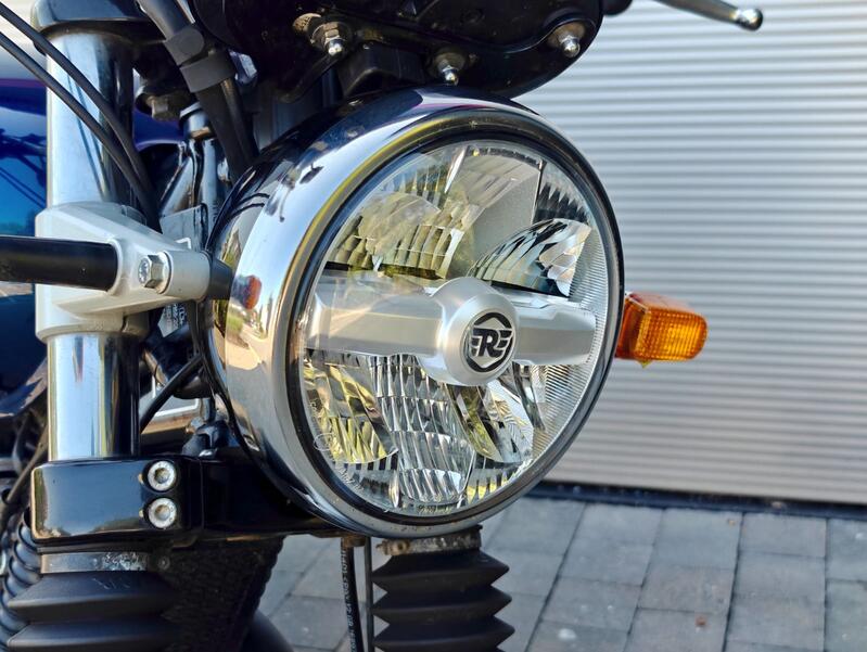 ROYAL ENFIELD INTERCEPTOR