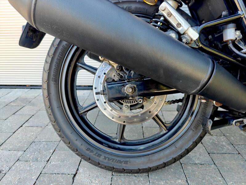 ROYAL ENFIELD INTERCEPTOR