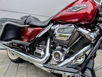 HARLEY-DAVIDSON Touring