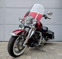 HARLEY-DAVIDSON Touring