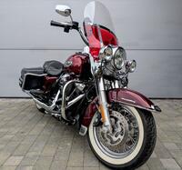 HARLEY-DAVIDSON Touring