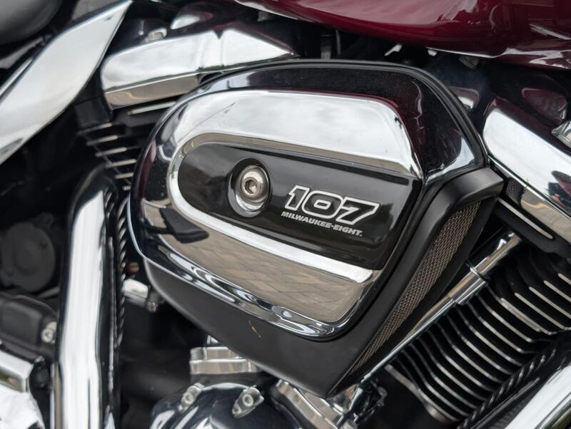 HARLEY-DAVIDSON Touring