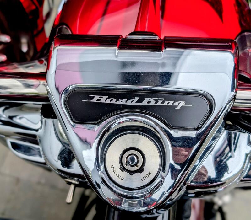 HARLEY-DAVIDSON Touring