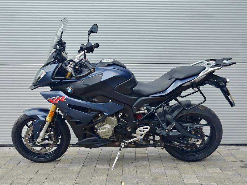BMW S1000XR