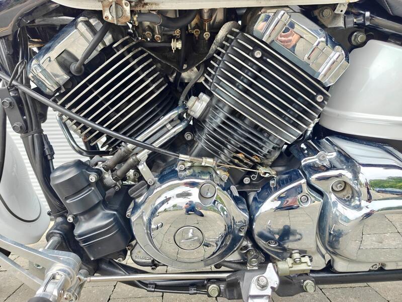 YAMAHA XVS650