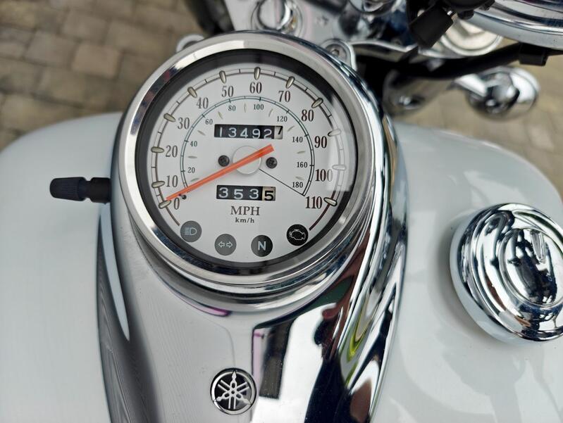 YAMAHA XVS650