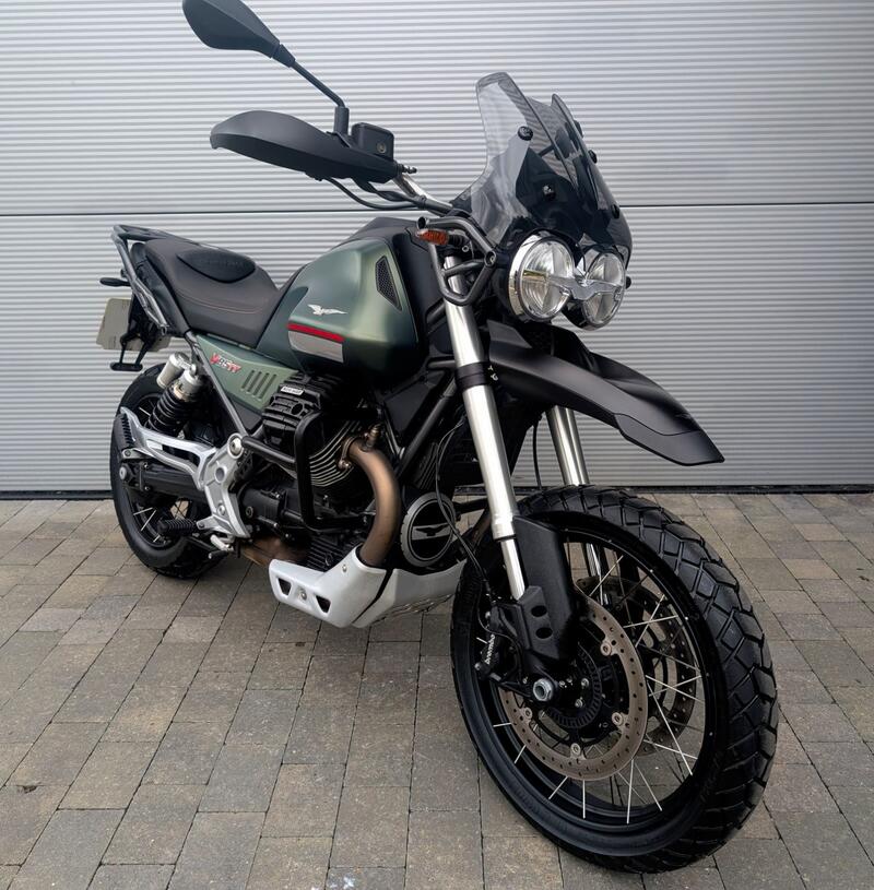 MOTO GUZZI V85