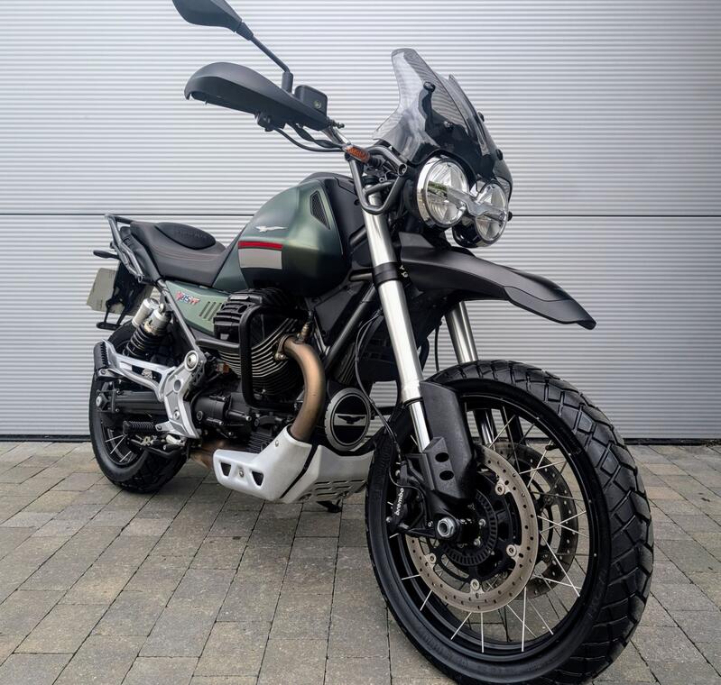 MOTO GUZZI V85