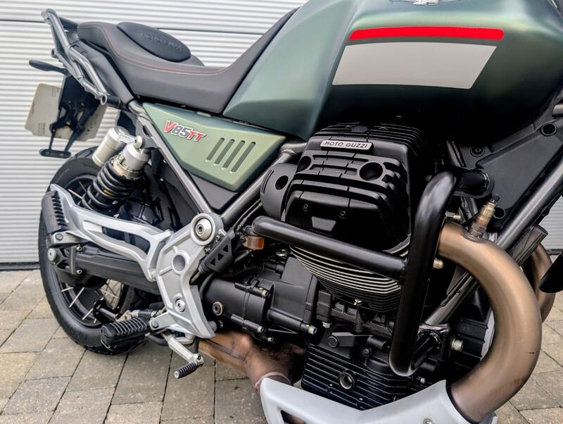 MOTO GUZZI V85
