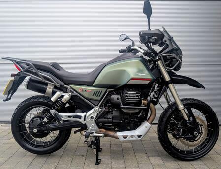 MOTO GUZZI