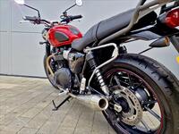 TRIUMPH Street Twin