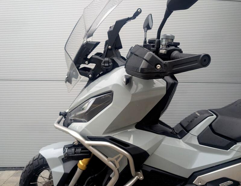 HONDA X-ADV