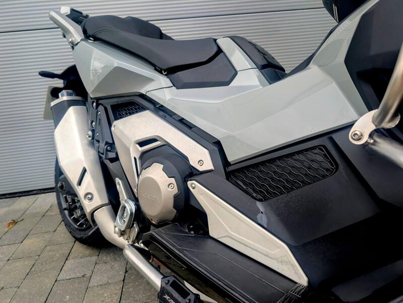 HONDA X-ADV