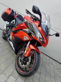 KAWASAKI Z1000SX