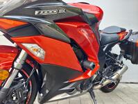 KAWASAKI Z1000SX