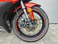 KAWASAKI Z1000SX
