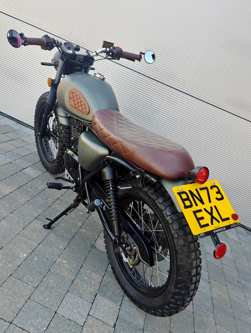 MUTT MASTIFF 125