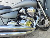 SUZUKI Intruder 1800