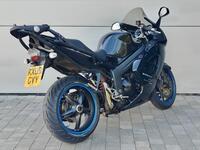 TRIUMPH SPRINT ST 1050