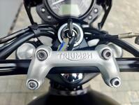 TRIUMPH Street Twin