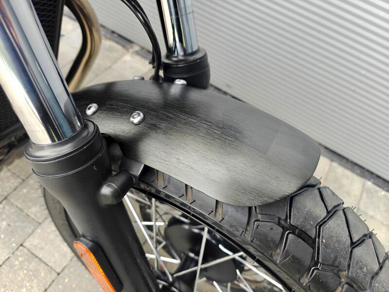 TRIUMPH Street Twin