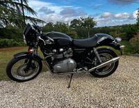 TRIUMPH THRUXTON 900