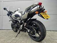 YAMAHA FZ6 Fazer