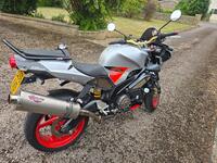 APRILIA Tuono 1000