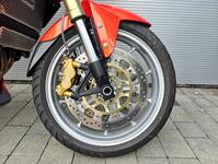 TRIUMPH TIGER 1050