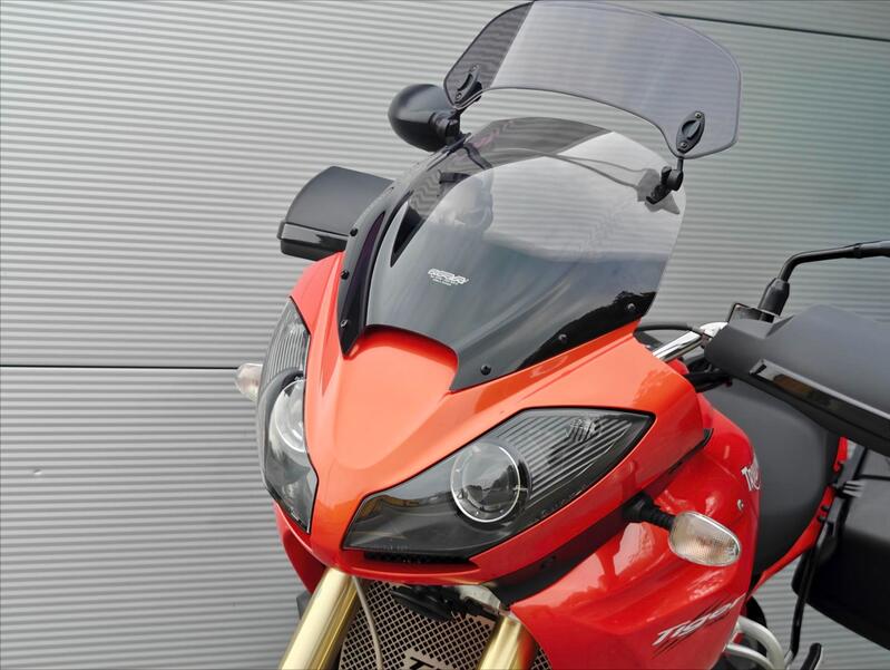 TRIUMPH TIGER 1050