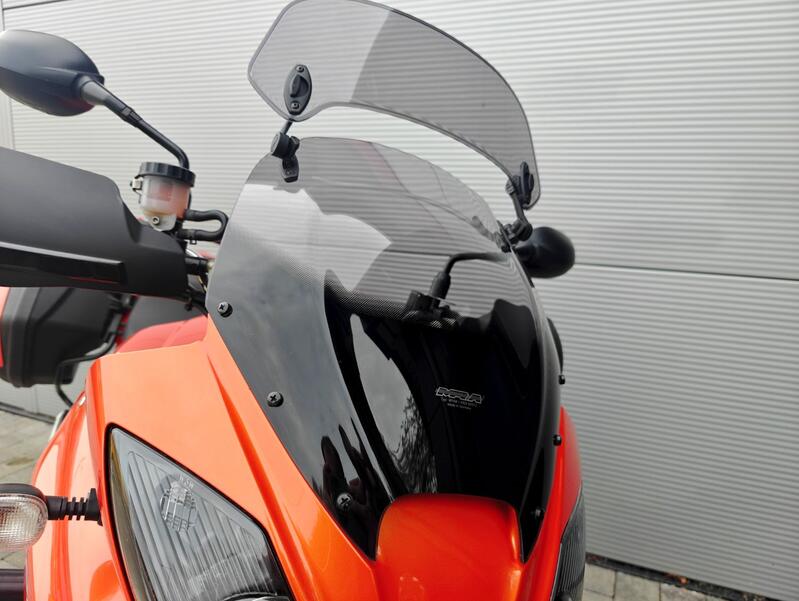 TRIUMPH TIGER 1050
