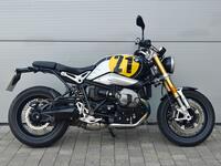 BMW R Nine T