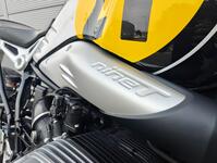BMW R Nine T