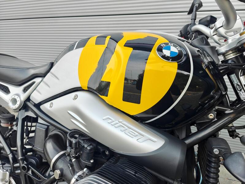 BMW R Nine T