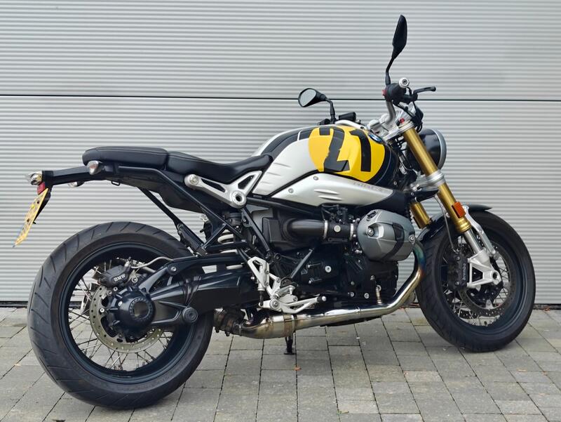 BMW R Nine T
